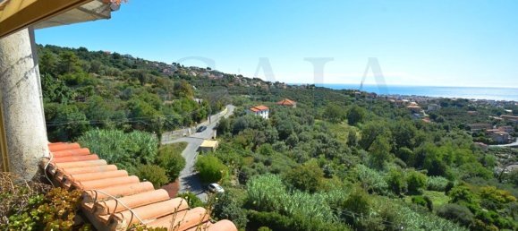 4 bedrooms Penthouse in Boissano, Italy No. 334723 12
