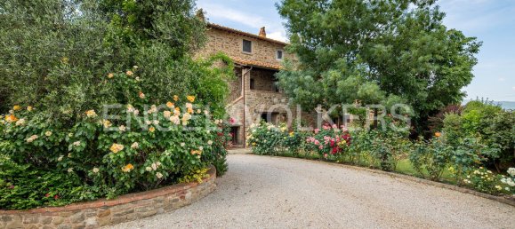 1 bedroom Apartment in Cortona, Italy No. 127852 8