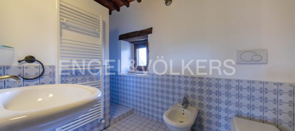1 bedroom Apartment in Cortona, Italy No. 127852 7