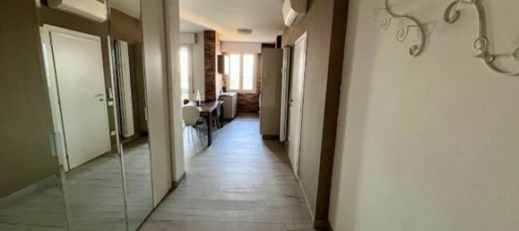 4-salle Appartement à Modena, Italy No. 271730 20