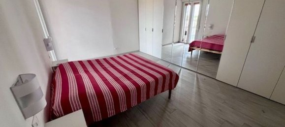 4-salle Appartement à Modena, Italy No. 271730 12