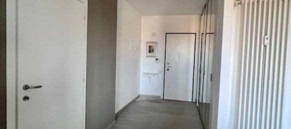 4-salle Appartement à Modena, Italy No. 271730 28