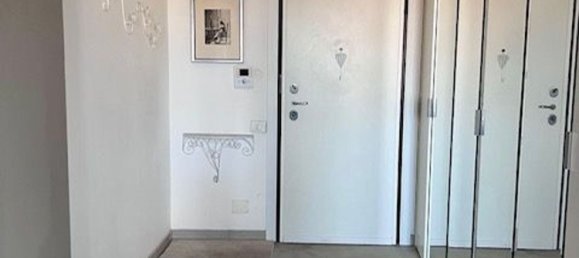 4-salle Appartement à Modena, Italy No. 271730 15