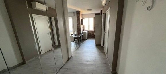 4-salle Appartement à Modena, Italy No. 271730 18