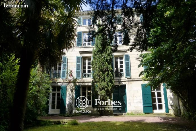 7 Schlafzimmer Haus in Niort, France, Nr. 304425