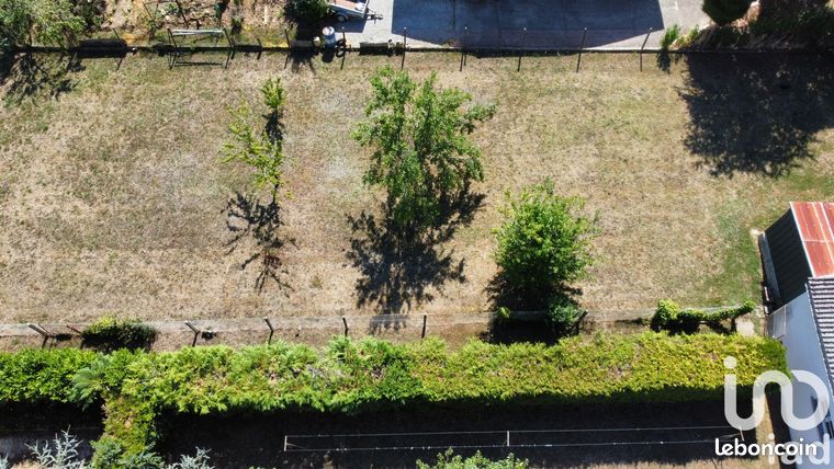 Grundstück in Charente, France 623m², Nr. 300592