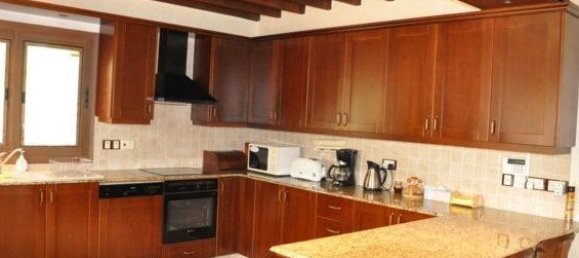 4 bedrooms Villa in Pissouri, Cyprus No. 691 5