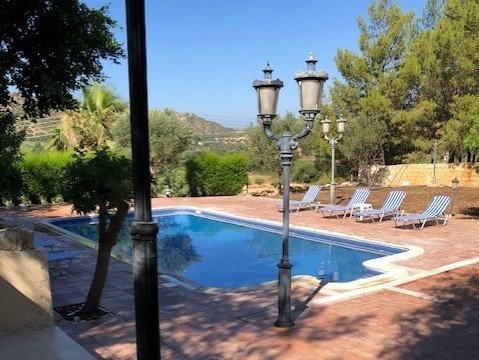 4 bedrooms Villa in Pissouri, Cyprus No. 691