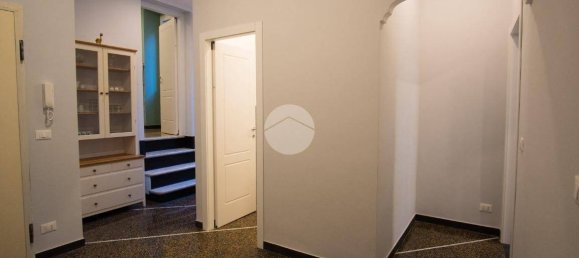 4 bedrooms Apartment in Genoa, Italy No. 354695 11
