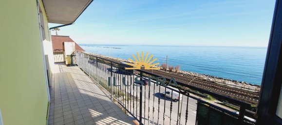 Apartamento de 6 dormitorios en Grottammare, Italy No. 347858 25