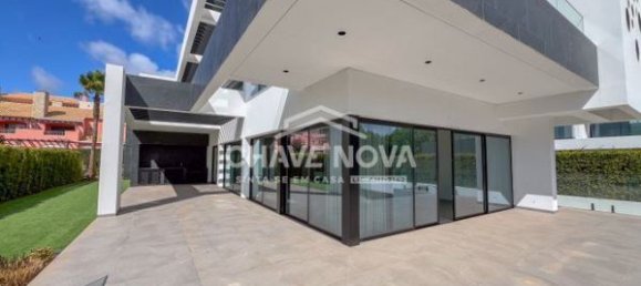 4 bedrooms House in Quarteira, Portugal No. 132561 7