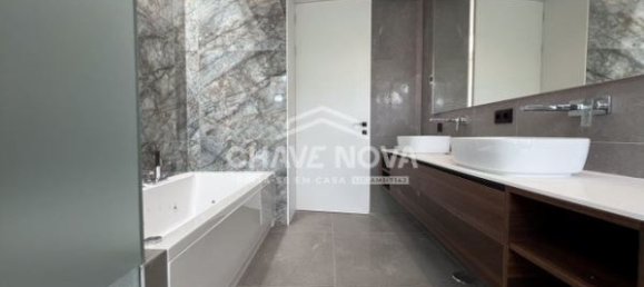 4 bedrooms House in Quarteira, Portugal No. 132561 19