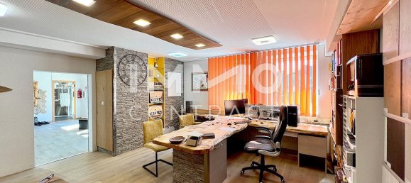 Propriété commerciale à Schrems, Austria 376m² No. 197173 3