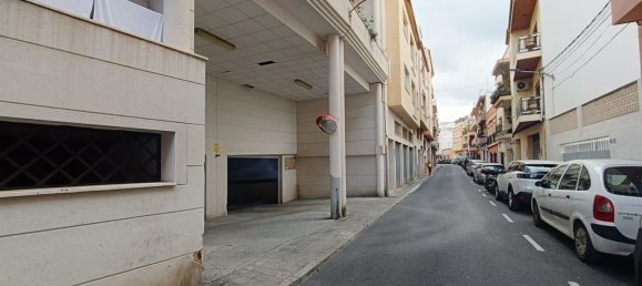  مرآب في Calpe, Spain رقم 86235 15