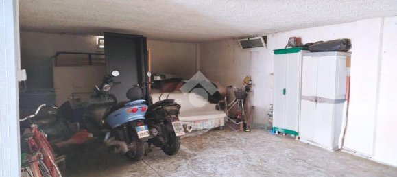 1-salle Garage à San Salvo, Italy No. 353953 3