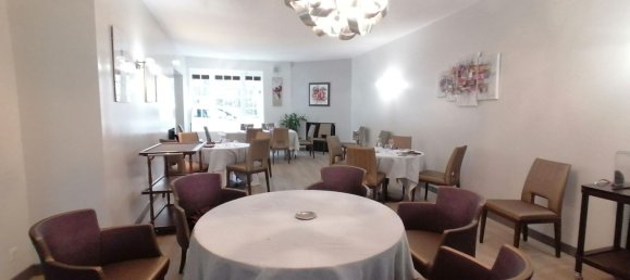 3 bedrooms House in Oise, France No. 44063 4