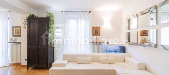2 bedrooms Apartment in Novara, Italy No. 62138 9