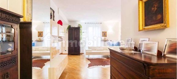 2 bedrooms Apartment in Novara, Italy No. 62138 2