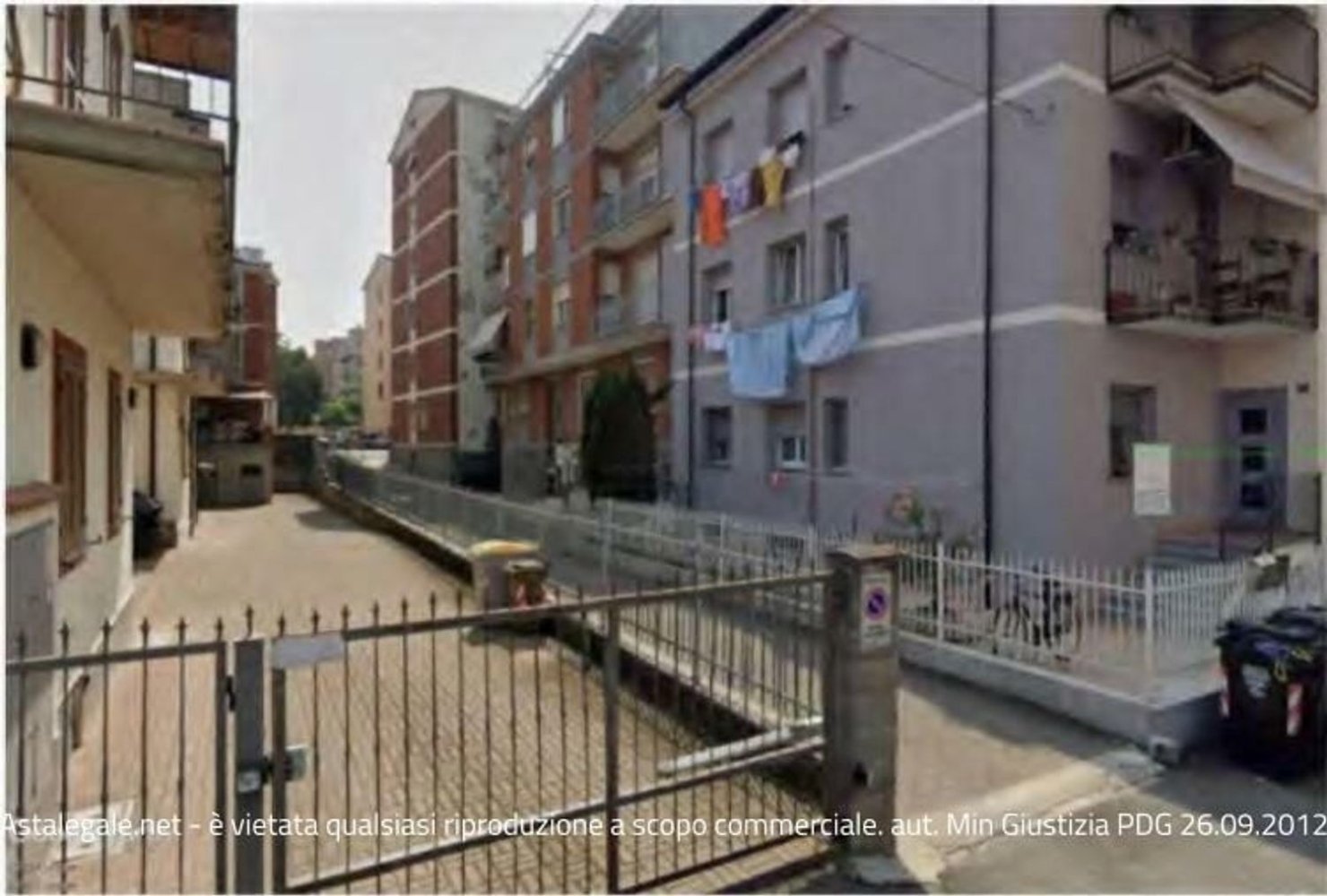3 rooms Apartment in Piacenza, Italy No. 295086