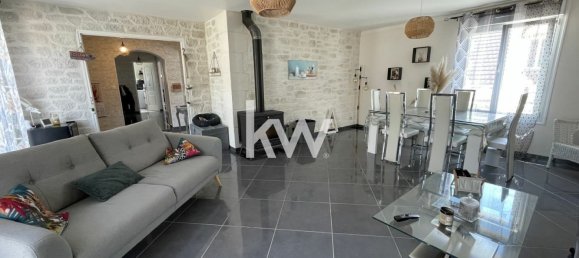 5 bedrooms House in Romorantin-Lanthenay, France No. 66668 3