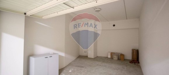 Garage in Chiaravalle, Italy 21m², Nr. 312644 2