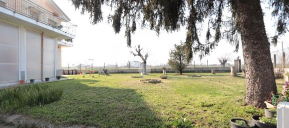 10 rooms House in Castellazzo Bormida, Italy No. 81806 26