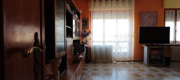 10 rooms House in Castellazzo Bormida, Italy No. 81806 47