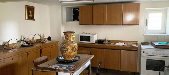 6 rooms House in Gubbio, Italy No. 156066 6