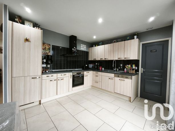 4 bedrooms House in Nanteuil-le-Haudouin, France No. 301544