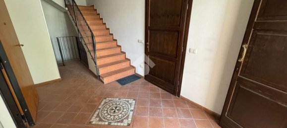 205m² Office in Massa Lombarda, Italy No. 22050 8