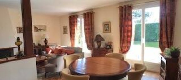 3 bedrooms Villa in Cernay-la-Ville, France No. 180630 4