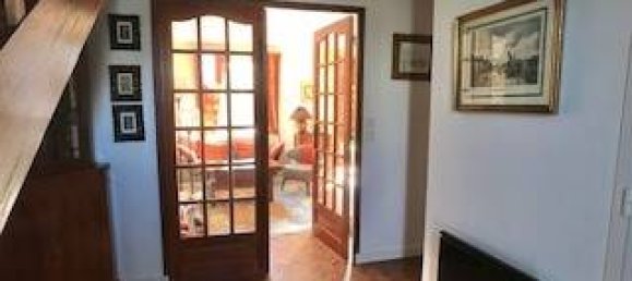 3 bedrooms Villa in Cernay-la-Ville, France No. 180630 8