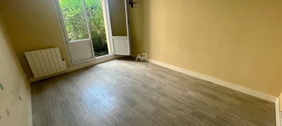 3 Schlafzimmer Wohnung in Poissy, France, Nr. 182193 8