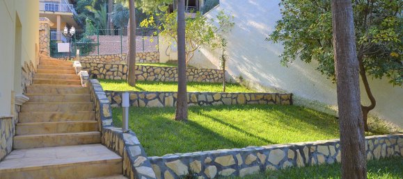 4 bedrooms Villa in Campoamor, Spain No. 1062 4