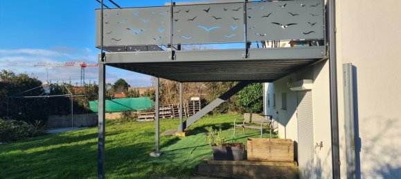 4 bedrooms House in Landeronde, France No. 108523 7