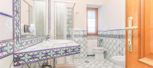 Вилла с 6 комнатами в Рим, Италия № 75762 3