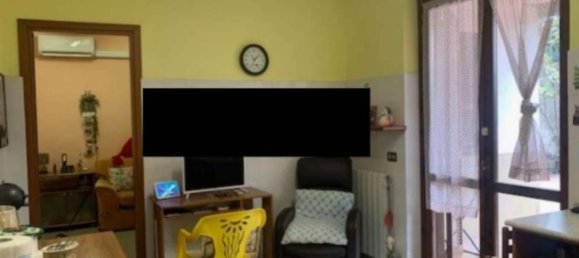 4 rooms House in Roncaro, Italy No. 7640 5