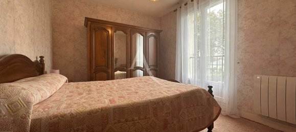 3 bedrooms House in Blois, France No. 237502 6