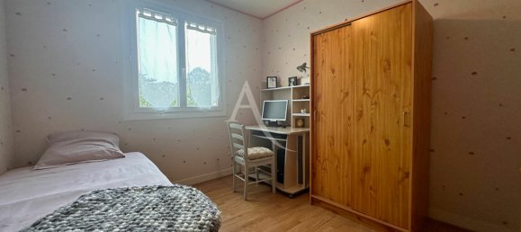 3 bedrooms House in Blois, France No. 237502 9