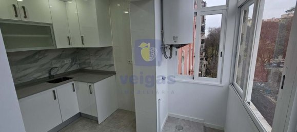 1 bedroom Apartment in Lisbon, Portugal No. 153936 3