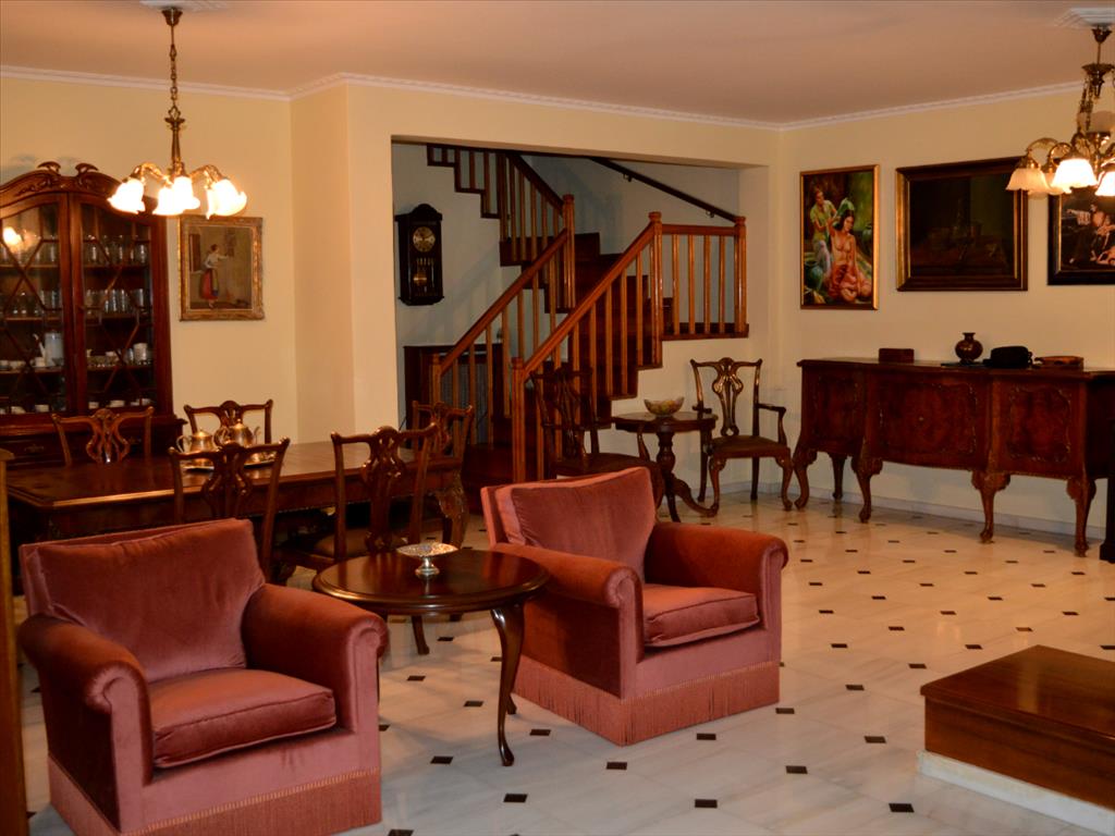 4 Schlafzimmer Property in Glyfada, Greece, Nr. 5874