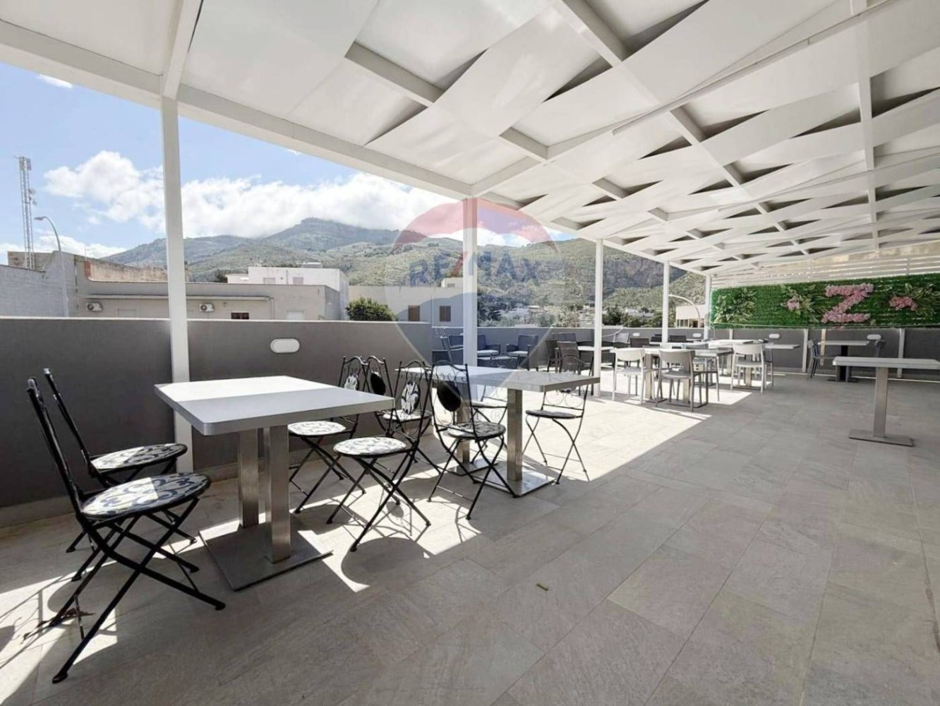 2 rooms Commercial property in Valderice, Italy No. 353463