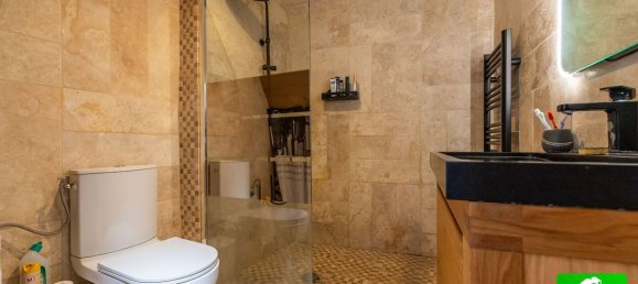 Adosado de 3 dormitorios en L'Arbresle, France No. 270212 10