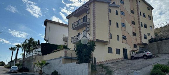 4 rooms Apartment in Corigliano Rossano, Italy No. 137157 8