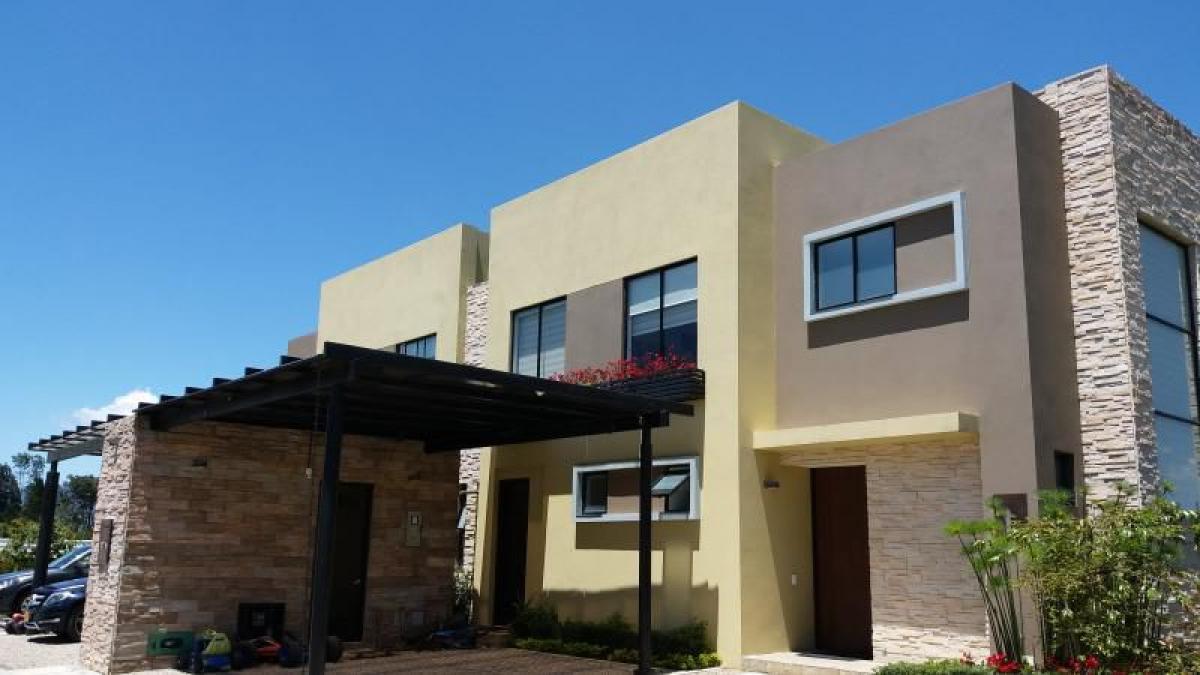 Casa T3 em Cundinamarca, Colombia N.º 5592