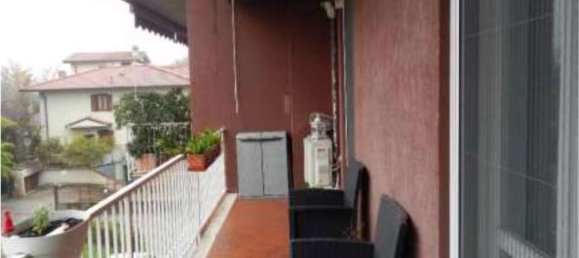 4 rooms Apartment in Stezzano, Italy No. 274924 8