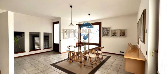 6غرفة فيلا في Nembro, Italy رقم 165872 34