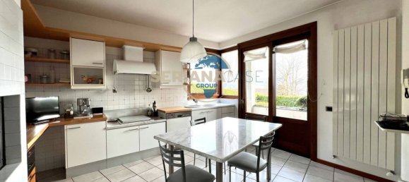 6غرفة فيلا في Nembro, Italy رقم 165872 27