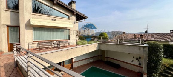 6غرفة فيلا في Nembro, Italy رقم 165872 23