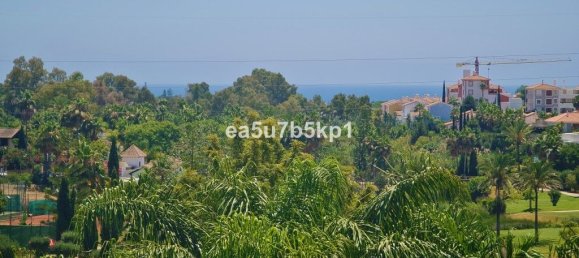 2 bedrooms Penthouse in Estepona, Spain No. 147033 13